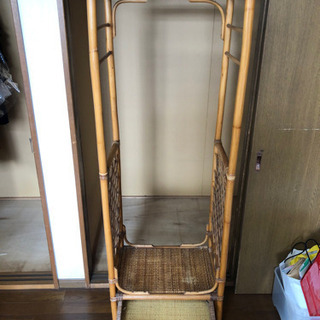 決まりました⭐︎籐家具　　ハンガーラックの画像