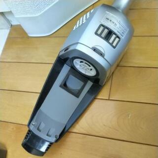 (3/2まで)APIX 2in1充電式コードレスクリーナー 掃除機の画像