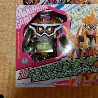 (６月４日まで)【美品】仮面ライダーエグゼイドリアルフィギュア