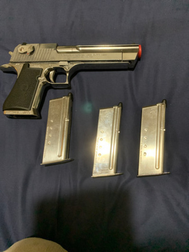 値引きしました!!【18歳未満取引❌】別々での取引可!!お気軽にメッセージどうぞ！(要相談)】DessertEagle、ハイキャパ売ります！