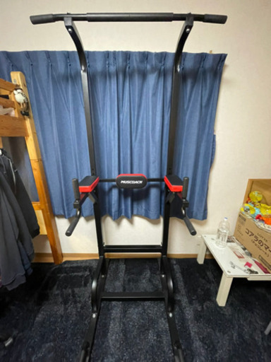 ぶらさがり健康器　懸垂マシン