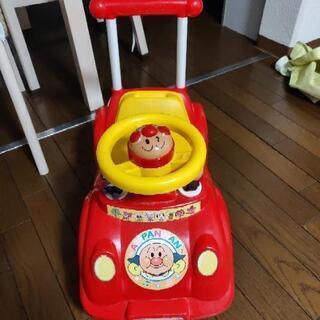アンパンマン　カー　車
