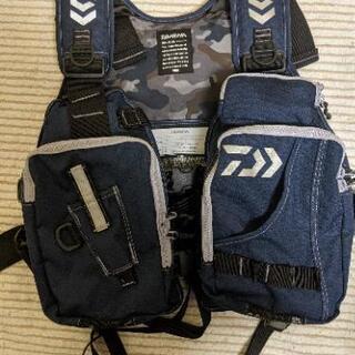 Daiwa　フローティングベスト