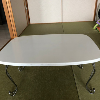【最終値下げ‼︎】テーブル　ホワイト