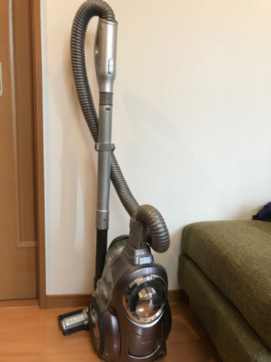 【値下げ】シャープ SHARP サイクロン掃除機 EC-VX2-V