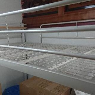 差し上げます！子供用２階建てベッドはしご付き