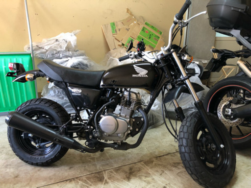 売却済み！有難うございました♪　ホンダ　エイプ50　インジェクションモデル！！恐らく2016年　現車確認OK！　走行距離3000ｋｍ台！　程度良好♪