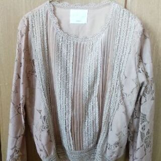 洋服あげます❣️レースブラウス