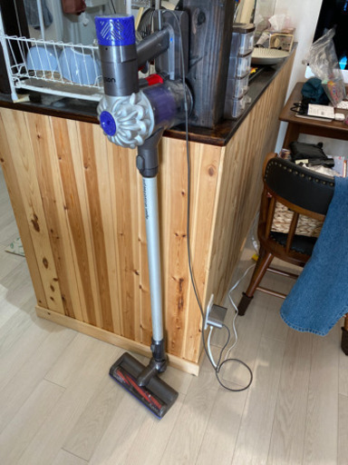 ダイソンV6掃除機