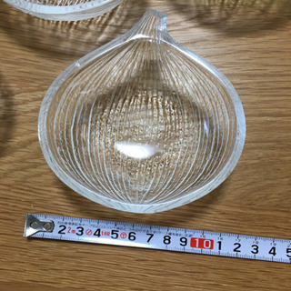 タマネギ型ガラス小皿の画像