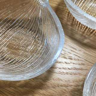 タマネギ型ガラス小皿の画像