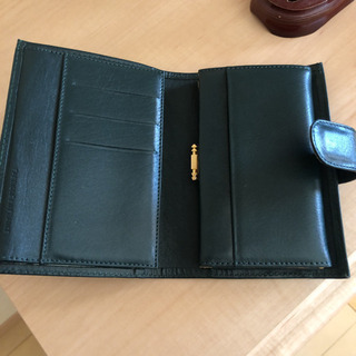 コンパクト　折り財布の画像