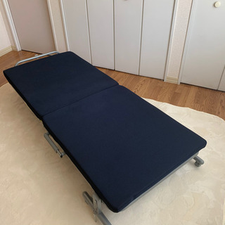 折りたたみベッド(ニトリ)の画像