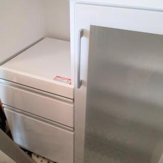 大幅値下げ　使用1年未満　ニトリ　キッチンカウンター　レンジボード
