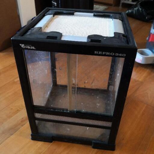 ビバリア　爬虫類飼育ケース　水槽　レプロ340