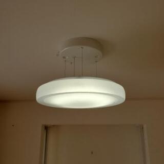 シーリングライト、和室蛍光灯差し上げます。の画像