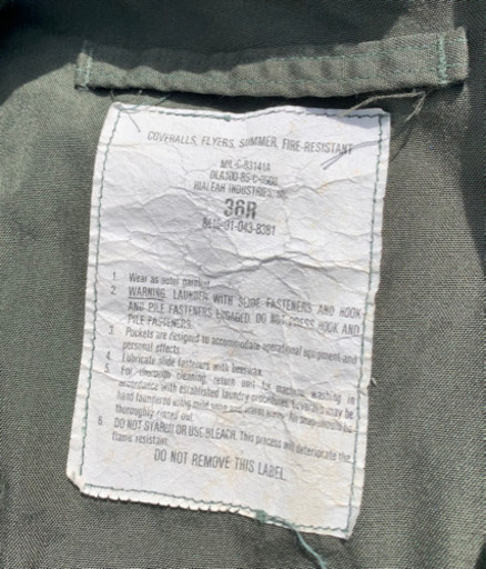 米軍、オールインワンフライトスーツ