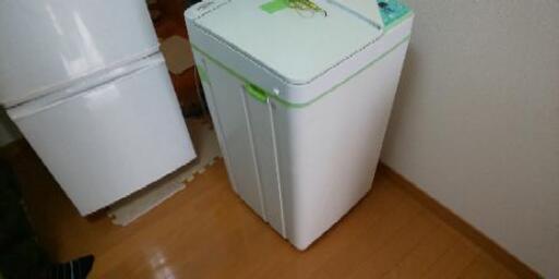 値下げします！美品、一人用ハイアール洗濯機3.３キロ。