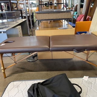 折りたたみ　マッサージベッド　キャリーバック付き