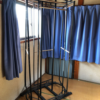 ■お渡し済■回転式　ハンガーラック