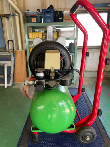 ?オイル レス コンプレッサー