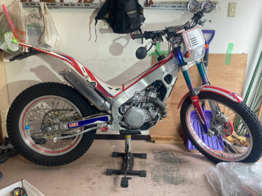 トライアルバイク　モンテッサCOTA315R