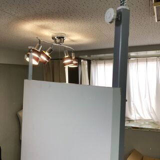 分解できるパーテーションの画像