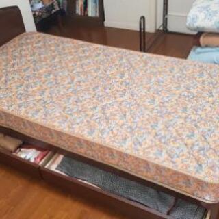 (お話中)最終値下げ！シングルベッド(マットレス付き)