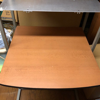パソコンデスク　中古　4段式の画像