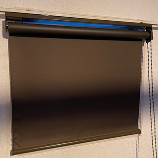 ニトリ 遮光ブラインド ブラウンの画像