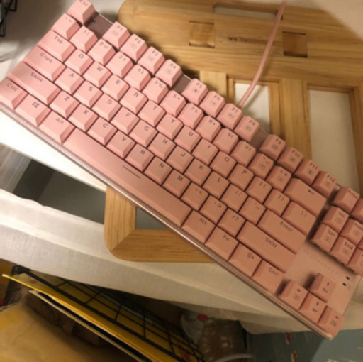 thunderrobot ピンク　キーボード