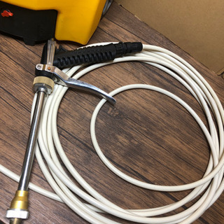 CNHKEE 充電式高圧洗浄機 洗車用品 32L タイヤ付きの画像