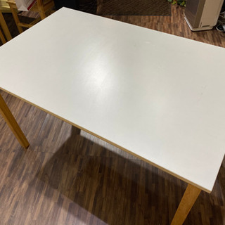 ダイニングテーブル　ニトリ　ナチュラルホワイトの画像