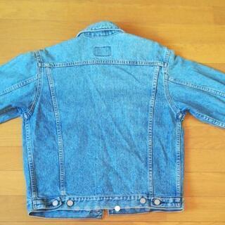 Levi'sのデニムジャケットの画像