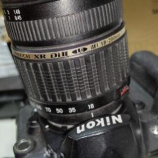 Nikon Ｄ200 一眼レフカメラ 本体 レンズ マルチパワーバッテリーパックの画像