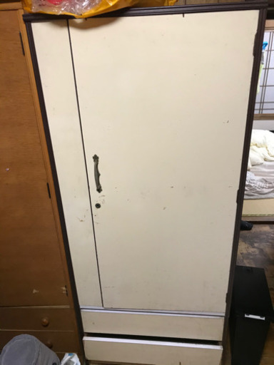 タンス1000円!!返品・クレーム不可!!