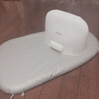 TOSHIBA アイロン　アイロン台
