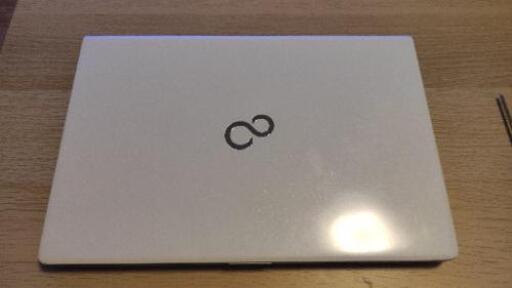 FUJITSU FMV LIFEBOOK SH75/W i5 4GB 240GB FUJITSU FMV LIFEBOOK SH75/W i5 4GB 240GB