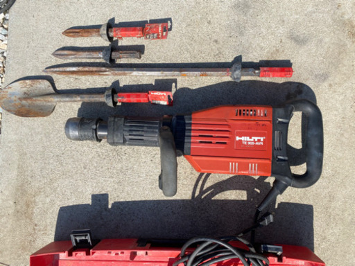 値下げ！●HILTI ヒルティTE905-AVR ハツリ　電動ハンマ作動確認済み ●