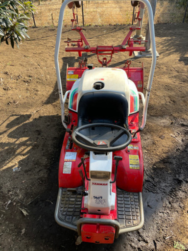 乗用耕耘機 YANMAR　