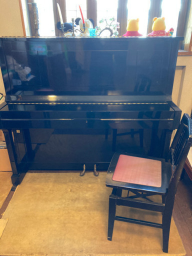 1964年製のKAWAIアップライトピアノ