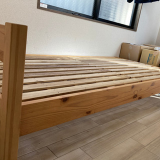 シングルベッド(マットレス無)の画像
