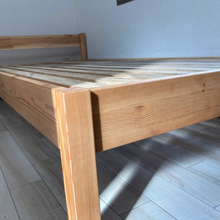 シングルベッド(マットレス無)の画像