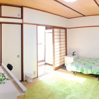 家賃1ヶ月分無料♪　オンラインでご案内も可能！ 梅田から12分、京橋まで20分！ なんば27分とアクセス良好！　谷町線『千林大宮駅』徒歩10分! wifi使い放題！ 家賃27000円～。オーナー直接募集の物件です！家具家電付、全室鍵付個室です♪ - 大阪市