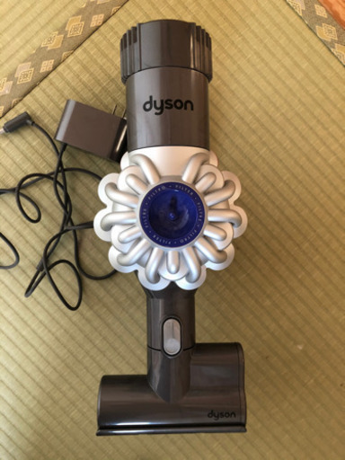 ダイソン　布団クリーナー　美品