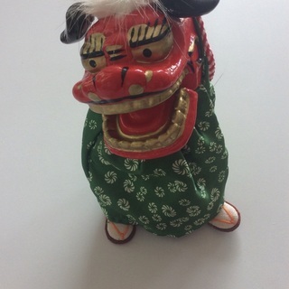 かわいい踊る獅子舞 新品同様