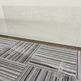 飛沫防止 アクリルパーテーション 600mm×900mm 窓つき...