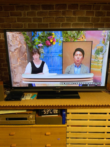 液晶テレビ　シャープ52インチ