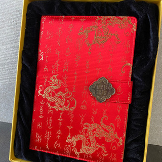 【新品】【値下げ！】中国伝統工芸品　他にはない革の手帳　おまけ付き★