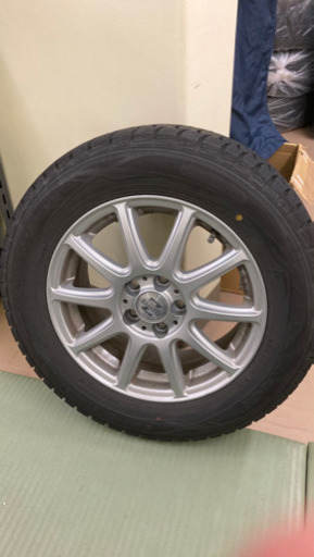 【値下げ】スタッドレスタイヤ